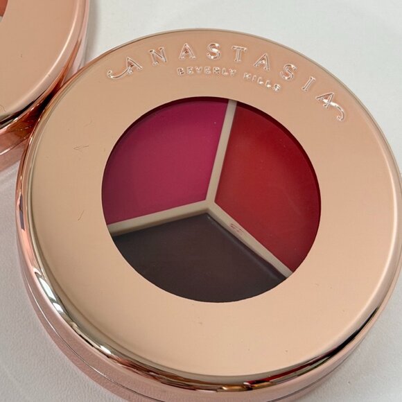 Anastasia Beverly Hills Cream Blush & Lip Trio - Berry38 - Picture 1 of 3